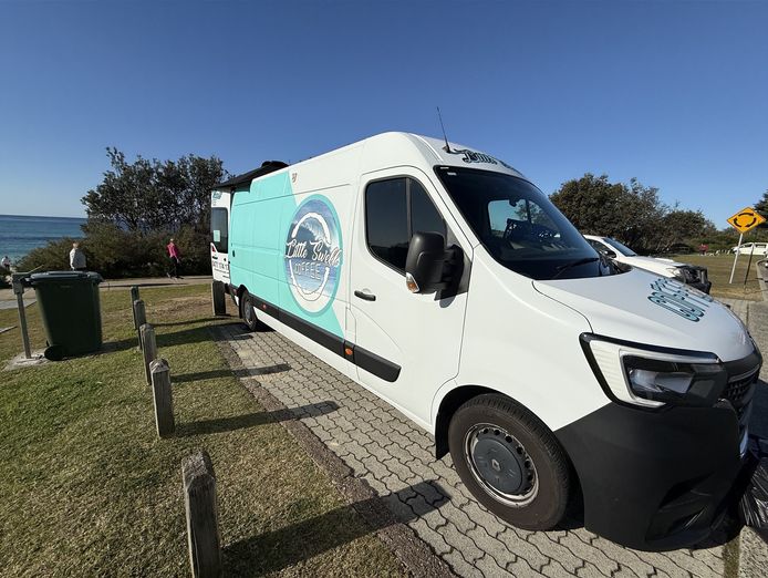 profitable-beachside-mobile-coffee-van-prime-location-8