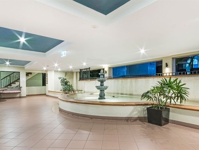 dual-key-goldmine-in-port-douglas-2