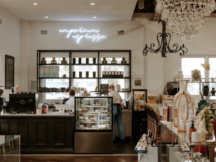 designer-vintage-emporium-amp-cafe-3