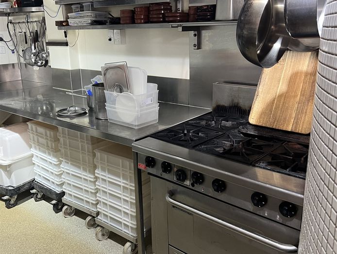 wood-fired-pizza-restaurant-1