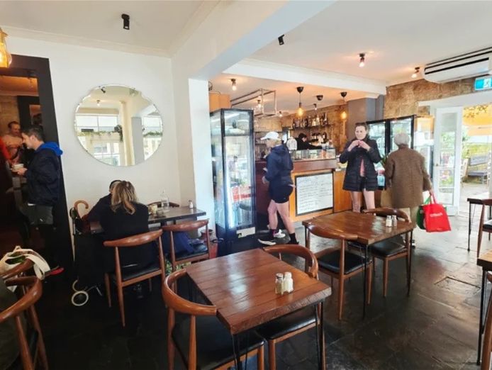 north-sydney-cafe-amp-pizzeria-fully-fitted-venue-outdoor-area-2