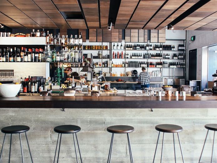 cafe-and-bar-operation-in-idyllic-commercial-location-2