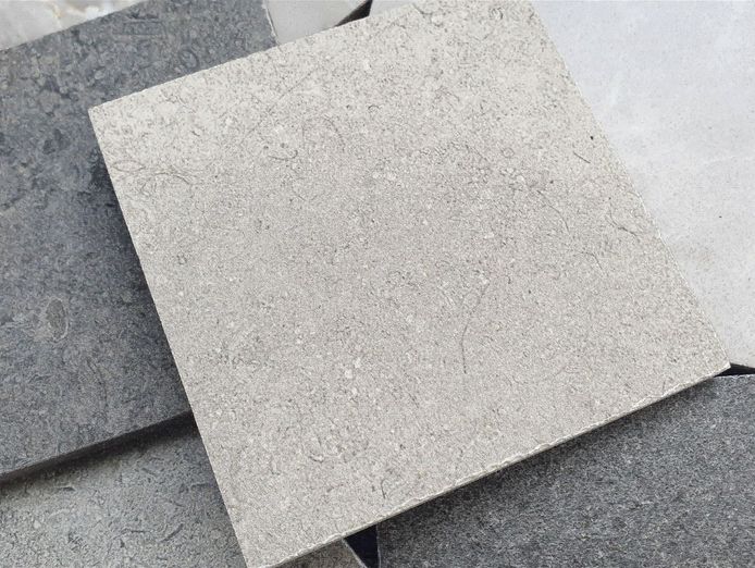 sole-regional-franchise-of-tile-and-paving-brand-1