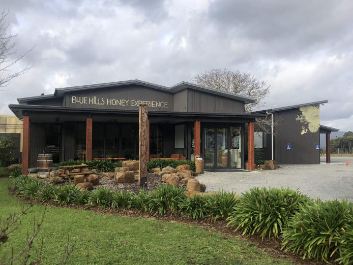 60-seat-cafe-and-fittings-lease-nw-tasmania-1
