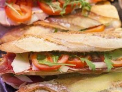 established-cafe-for-sale-fantastic-hervey-bay-marina-location-3