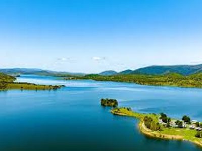 thriving-cafe-takeaway-in-queenslands-picturesque-somerset-region-0