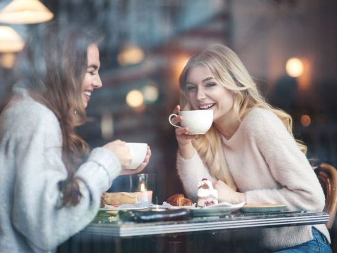 established-cafe-for-sale-fantastic-hervey-bay-marina-location-7