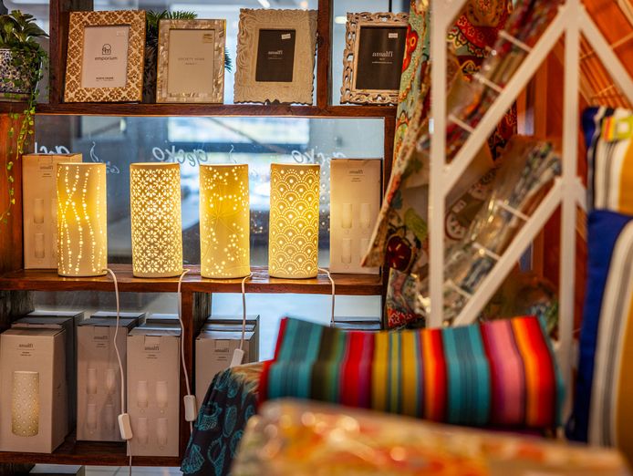 a-vibrant-and-colourful-retailer-3