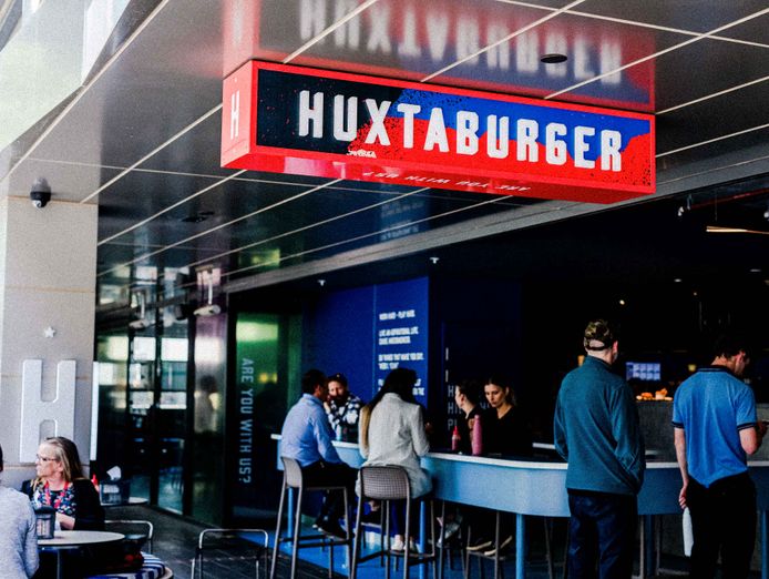 own-a-huxtaburger-restaurant-franchise-in-was-south-eastern-suburbs-0