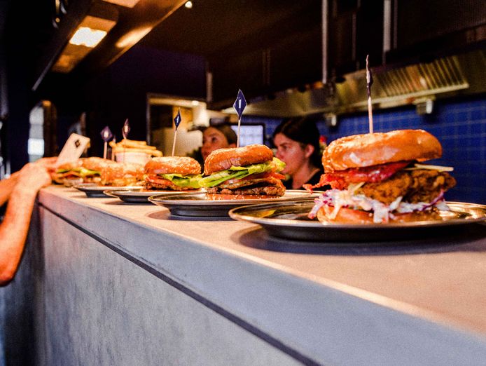 own-a-huxtaburger-restaurant-franchise-in-south-perth-or-surrounding-suburbs-2