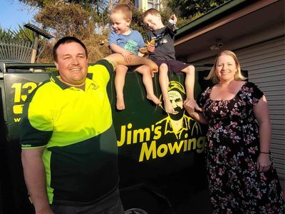 jims-mowing-gisborne-2-300-min-pfwg-with-clients-ready-1