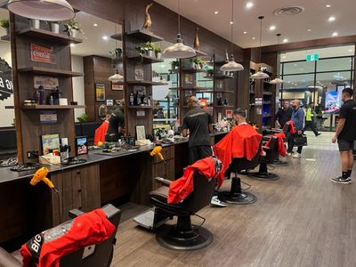 sold-big-barber-delux-full-service-gentlemens-barber-shop-pacific-werri-4