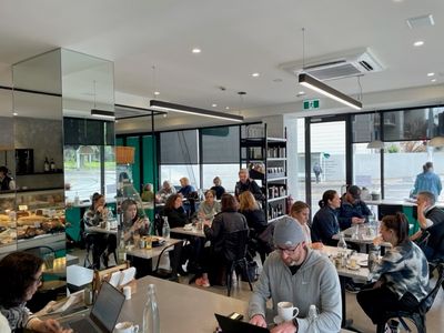 prominent-cafe-delicatessan-nth-caulfield-asking-reduced-345k-only-3-years-7