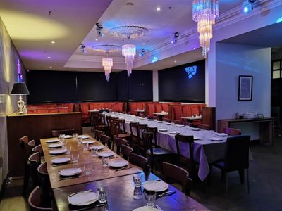 for-sale-or-lease-iconic-restaurant-amp-late-night-venue-2