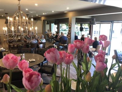 cafe-highly-profitable-location-3