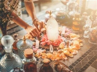 well-established-retail-business-specialisig-in-crystals-4