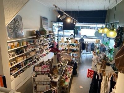 retail-amp-online-store-fashion-gift-amp-lifestyle-3