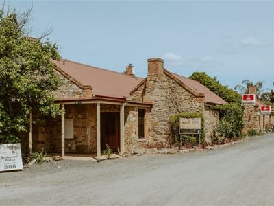 iconic-prattys-patch-freehold-and-hospitality-asset-0