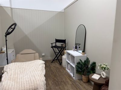enhance-beauty-salon-3