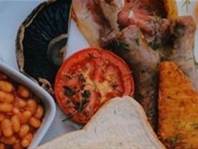 coming-soon-high-volume-sandwich-bar-busy-location-3
