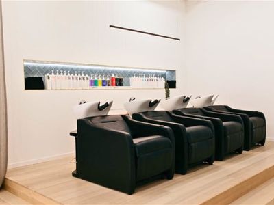 discover-the-pinnacle-of-luxury-with-blondie-salon-8