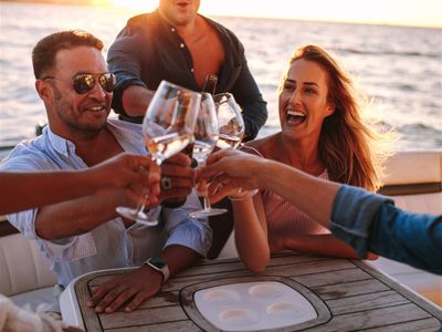 coming-soon-premium-yacht-sales-business-2