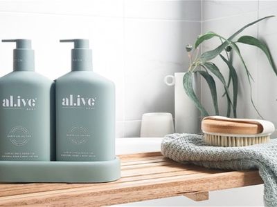 boutique-fashion-brand-loved-by-repeat-customers-1