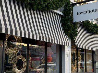townhouse-flowers-boutique-florist-amp-gift-business-7