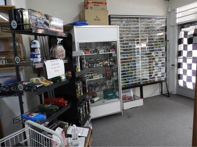collectables-amp-hobbies-business-2