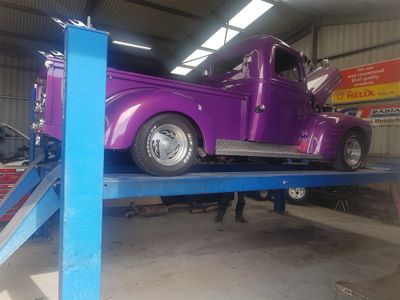 large-independent-automotive-workshop-great-facilities-2