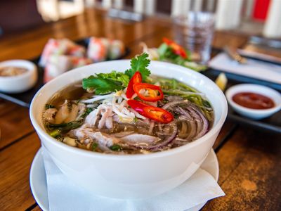 popular-restaurant-broome-full-team-in-place-2