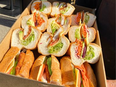 annes-pantry-bakery-cafe-local-favourite-prime-location-4