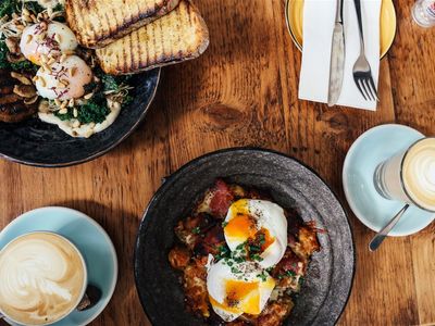 bayside-cafe-local-icon-with-prime-position-1