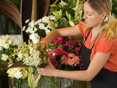 coming-soon-boutique-florist-amp-gift-business-6-figure-income-1