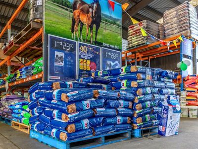 buying-power-meets-customer-loyalty-at-geelong-farm-and-pet-9