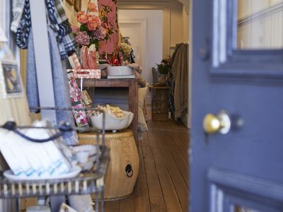 coco-blue-campbell-town-icon-8