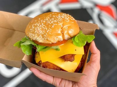 thriving-walkers-doughnut-and-rocket-burgers-franchise-5