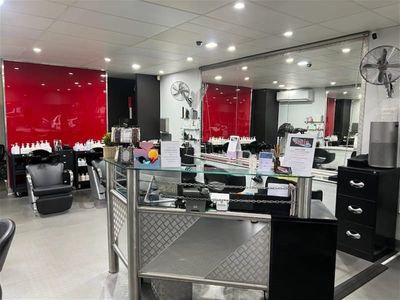total-hair-studio-for-sale-1