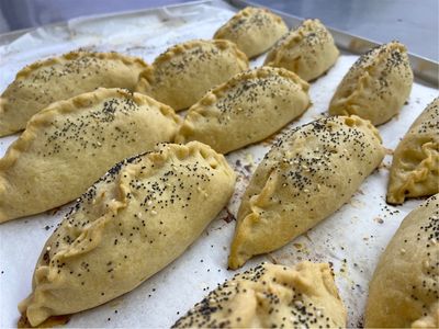 iconic-totally-gluten-free-bakery-great-product-range-4