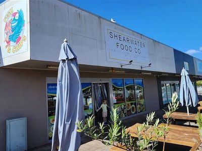 easy-to-operate-takeaway-cafe-amp-food-manufacturing-business-0