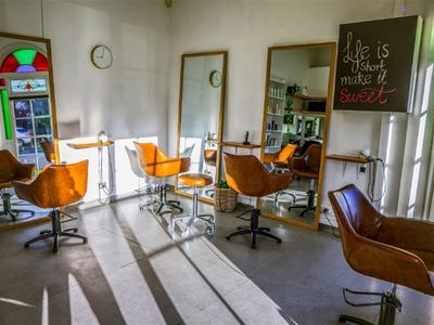 geelong-hair-salon-asset-sale-and-lease-transfer-5