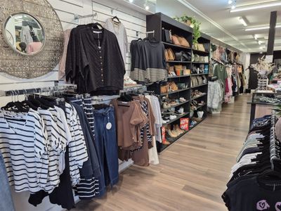 fashion-boutique-devonport-prime-location-loyal-clients-1