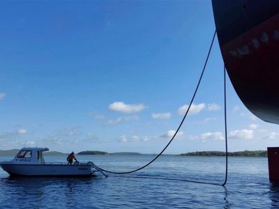 port-of-gladstone-marine-logistics-and-line-boat-operator-1