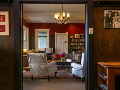 rare-freehold-coastal-lodge-boutique-accommodation-4