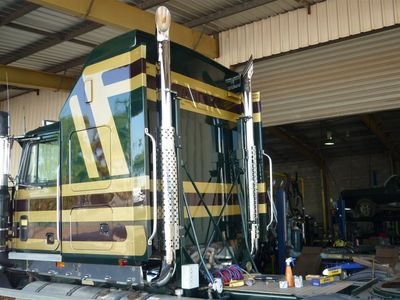 thriving-auto-workshop-40-years-of-success-toms-mufflers-2