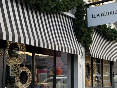 townhouse-flowers-boutique-florist-amp-gift-business-7