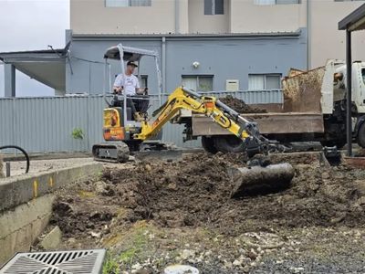 diggermate-ormeau-amp-jacobs-well-equipment-hire-business-2