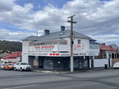 long-established-family-run-restaurant-in-north-hobart-7