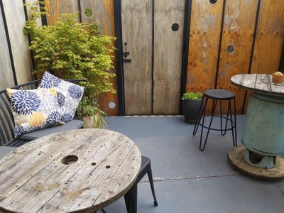 popular-restaurant-cafe-deli-and-freehold-property-990000-8