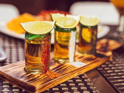 long-standing-restaurant-vibrant-dining-destination-6